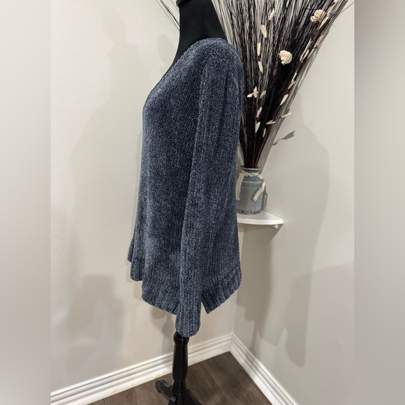 Orvis Chenille oversized V-neck Pull over blue/gray Sweater Size Small - Picture 2 of 9